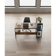 Escritorio industrial con estantes