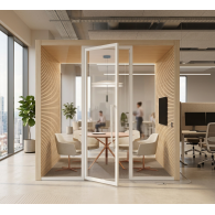 Cabina de oficina de madera