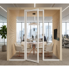 Cabina de oficina de madera